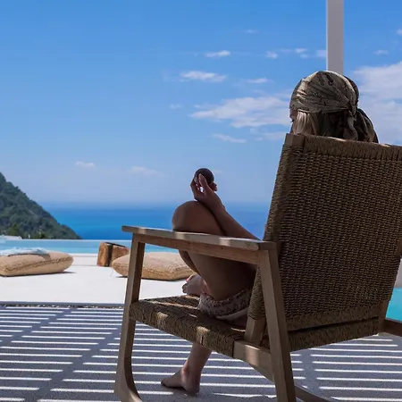 Nero Lefkada * Цукаладес