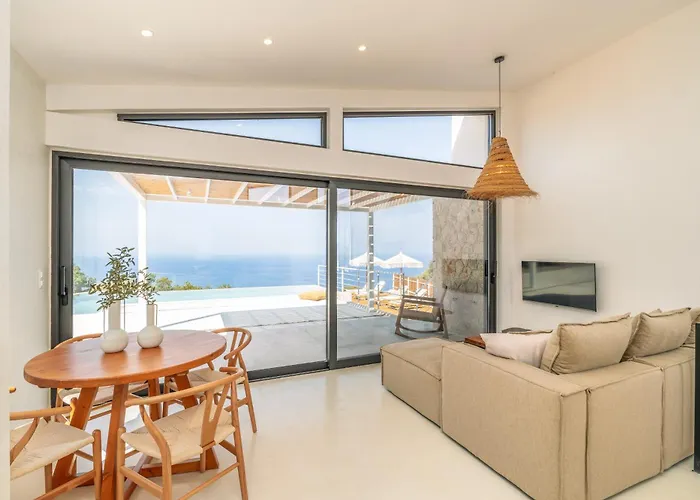 Villa Neró Lefkada Tsoukaládhes