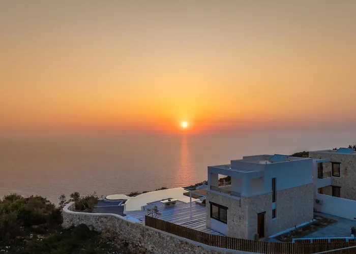 Neró Lefkada *