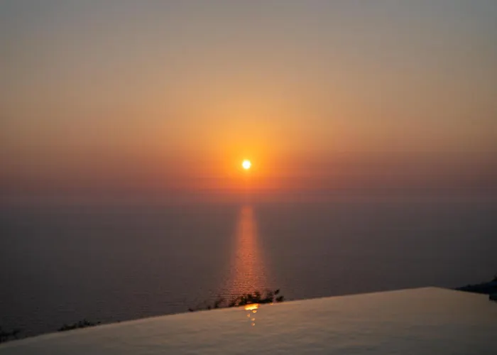 Neró Lefkada